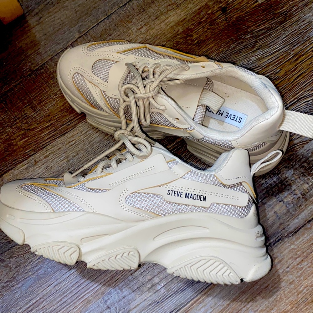 Steve Madden shoes